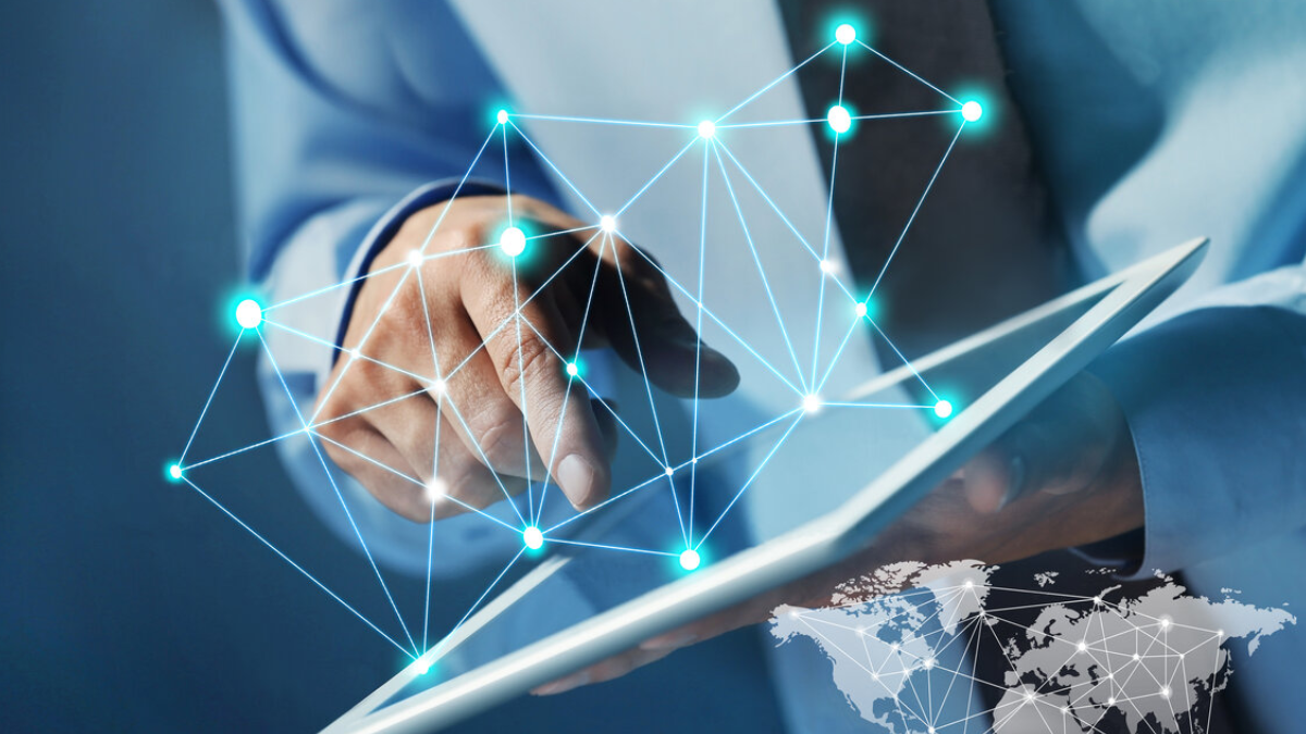 The Role of Technology in Transforming Global Supply Chains